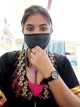 Snapshot of Hot_radhaji chatting on 04/30/26, 02:35 Hot radhaji online show from 04/30/26, 02:35