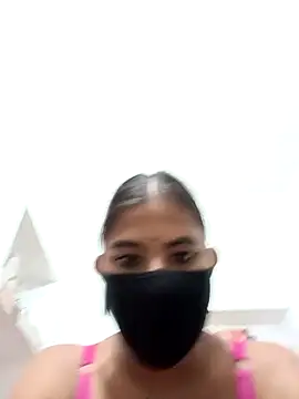 Hot radhaji online show from 10/27/25, 03:13