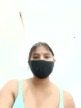 Hot radhaji online show from 01/10/26, 10:21