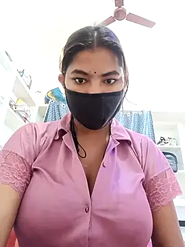 Hot radhaji online show from 03/16/26, 01:24