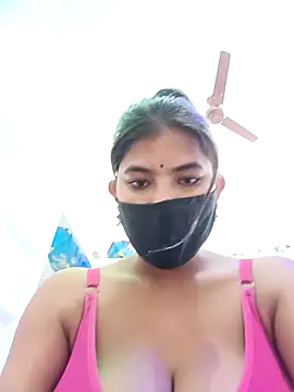 Hot radhaji online show from 12/04/25, 05:34