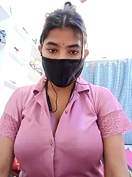 Hot radhaji online show from 03/16/26, 05:44