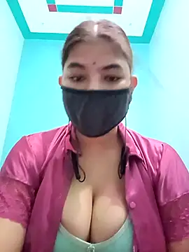 Hot radhaji online show from 06/21/26, 01:44