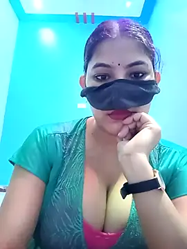 Hot radhaji online show from 07/05/26, 09:16