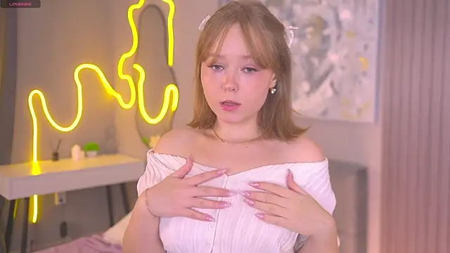 lorapalmerry online show from 11/02/25, 03:06