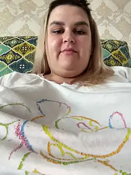 Snapshot of Vita6777 chatting on 10/15/25, 10:23 Vita6777 online show from 10/15/25, 10:23