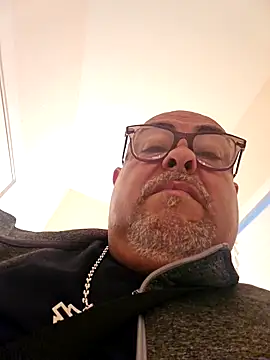 B1GLO online show from 02/17/26, 11:57