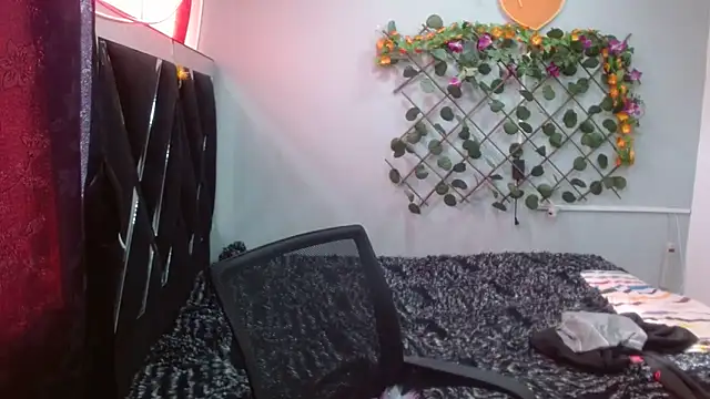 Melani ebony online show from 03/07/26, 01:27