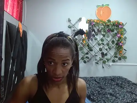 Melani ebony online show from 10/28/25, 12:48