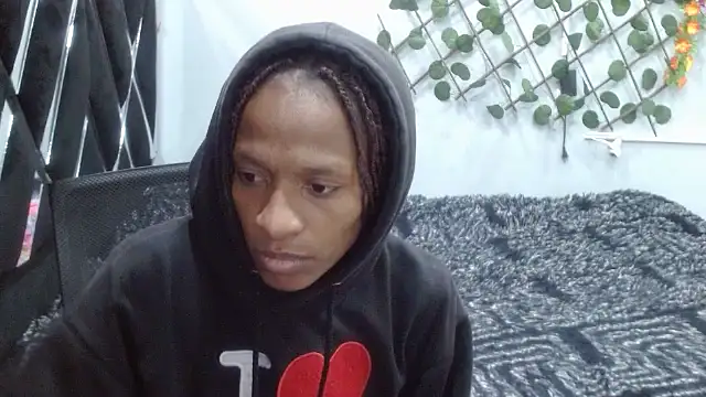 Melani ebony online show from 04/15/26, 01:37