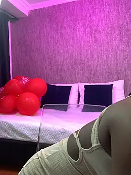 KarinaFlowers  online show from 02/20/26, 12:07