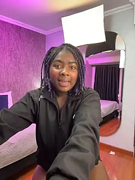 KarinaFlowers  online show from 03/04/26, 06:43