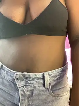 KarinaFlowers  online show from 02/24/26, 02:29