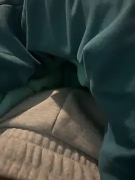 Steven-1989 online show from 11/18/25, 11:24