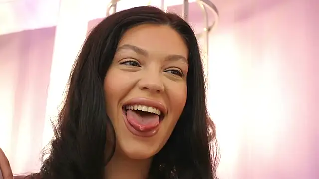 ClaraPasssion online show from 11/17/25, 08:35