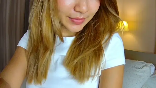 Sweetie Natasha online show from 01/18/26, 11:30