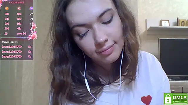 CeyaLier online show from 04/21/26, 01:42