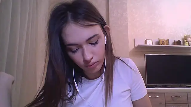 CeyaLier online show from 11/26/25, 05:57