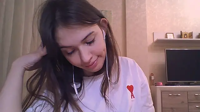 CeyaLier online show from 11/24/25, 05:13