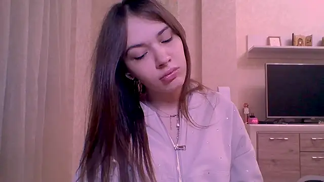 CeyaLier online show from 03/28/26, 05:58