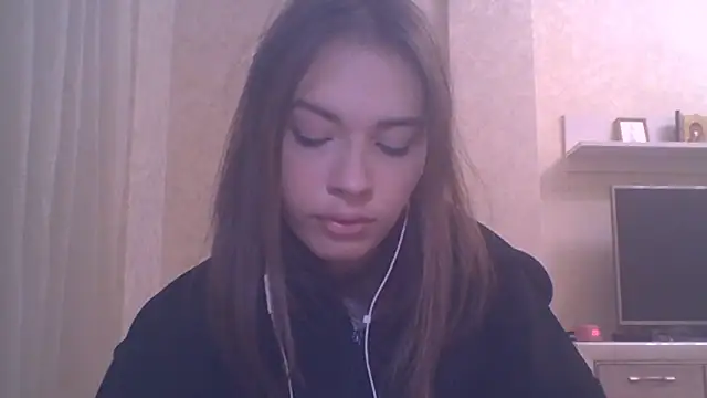 CeyaLier online show from 10/27/25, 05:14