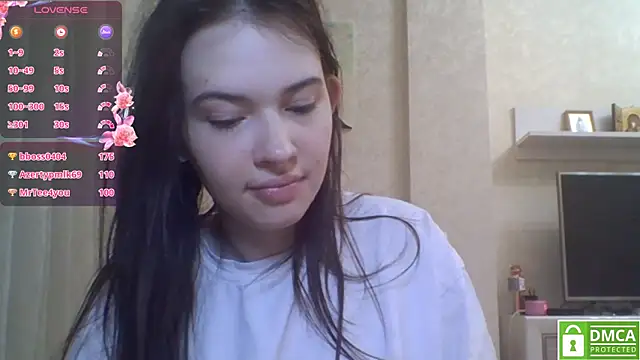 Snapshot of CeyaLier chatting on 07/16/26, 10:29 CeyaLier online show from 07/16/26, 10:29