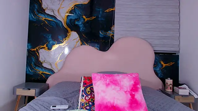 Snapshot of lu_mystic chatting on 05/08/26, 03:32 lu mystic online show from 05/08/26, 03:32
