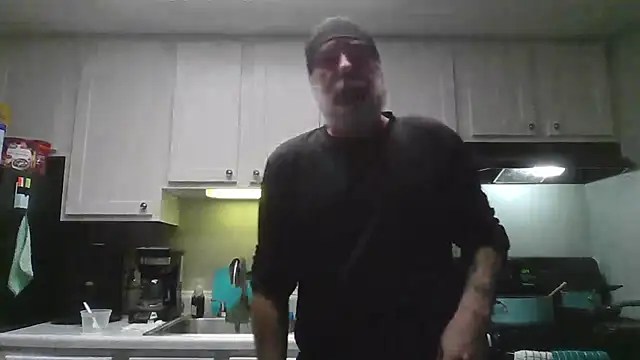 Fuck-Buddy-4U online show from 01/14/26, 11:30