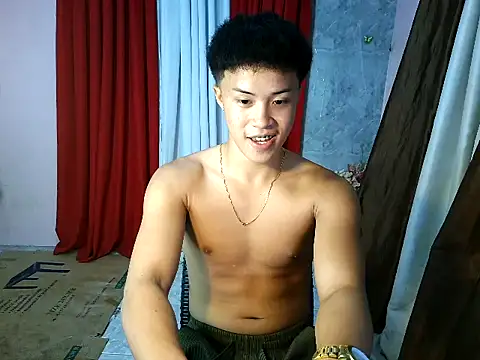 ur naughtyboy patrick online show from 10/21/25, 09:09