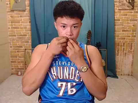 ur naughtyboy patrick online show from 10/10/25, 01:56