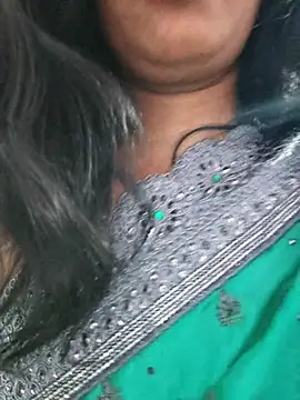 Janu-hasena online show from 10/25/25, 04:07