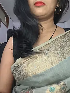 Snapshot of Janu-hasena chatting on 07/18/26, 10:35 Janu-hasena online show from 07/18/26, 10:35