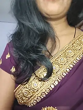 Snapshot of Janu-hasena chatting on 07/17/26, 05:43 Janu-hasena online show from 07/17/26, 05:43