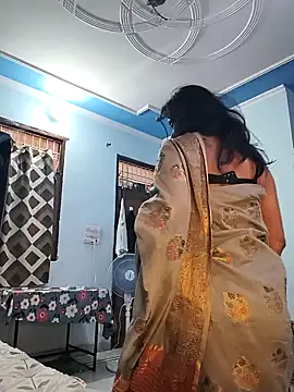 Janu-hasena online show from 04/11/26, 11:03