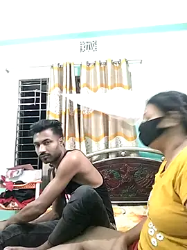 Snapshot of your_vedika1 chatting on 11/01/25, 05:40 your vedika1 online show from 11/01/25, 05:40