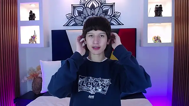 Emo Boy  online show from 03/02/26, 08:38