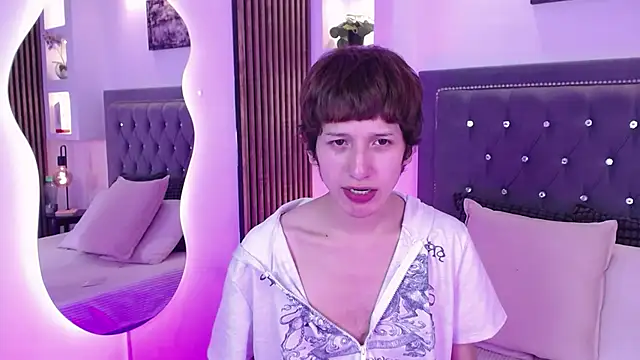 Emo Boy  online show from 05/03/26, 08:45