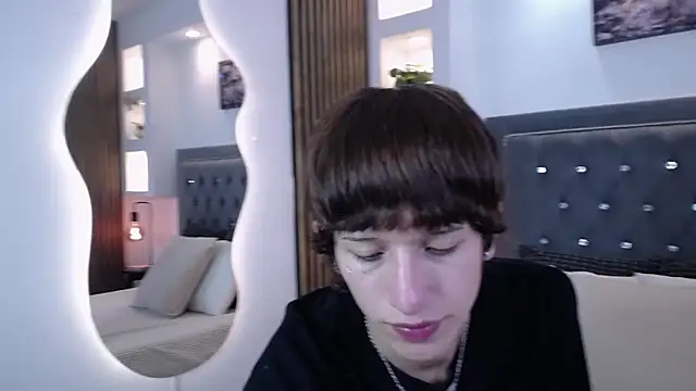 Emo Boy  online show from 04/09/26, 08:26