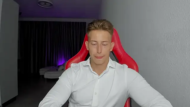 find0m master online show from 11/06/25, 10:14