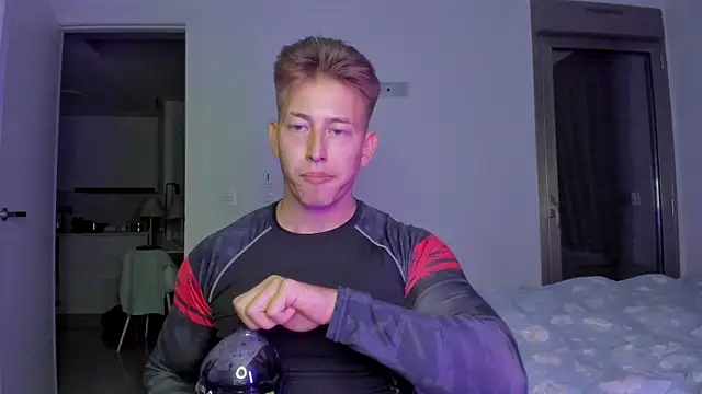 find0m master online show from 12/15/25, 10:04