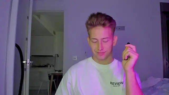 find0m master online show from 12/21/25, 03:47