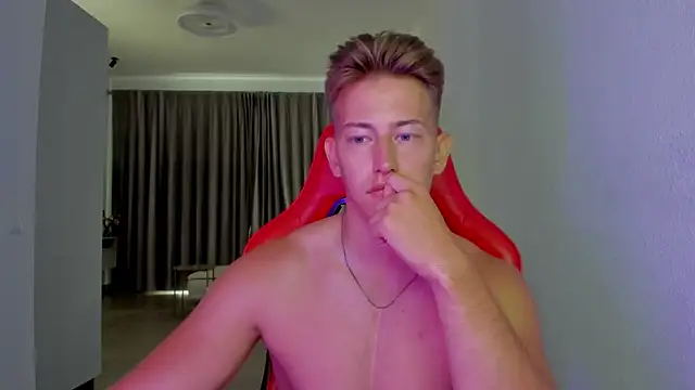 find0m master online show from 11/11/25, 12:33