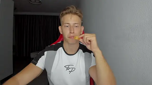 find0m master online show from 11/07/25, 08:46