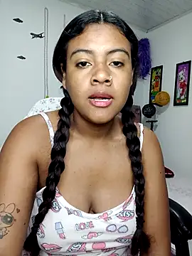 vannesitha25 online show from 11/30/25, 02:07