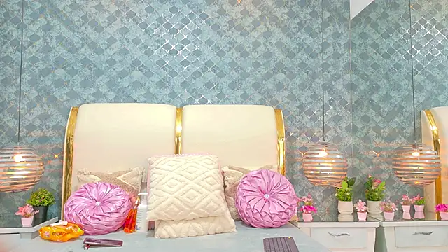  NinaFox  online show from 11/11/25, 01:17