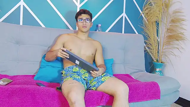 Stefano Calle online show from 11/19/25, 12:16