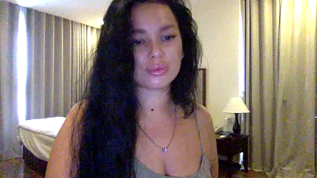 Fayronna online show from 02/18/26, 04:43