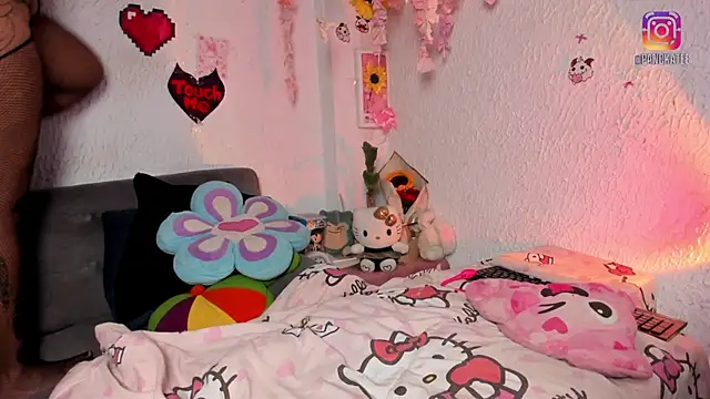 Emilycollei online show from 04/11/26, 05:15