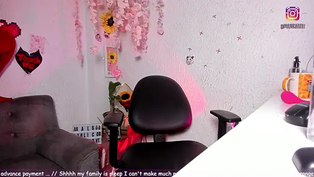 Emilycollei online show from 03/15/26, 04:30