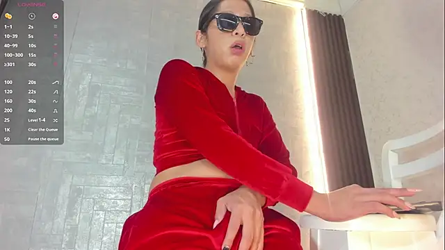 Alisson Steelersexy online show from 06/15/26, 08:30